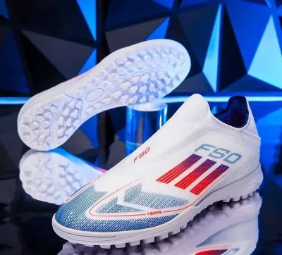 Сороконожки Adidas F50 TF — футбольные бутсы