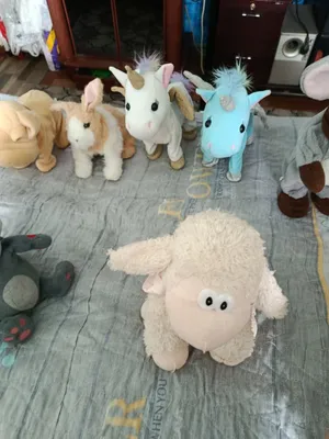 Игрушки на батарейках разные,работают 1