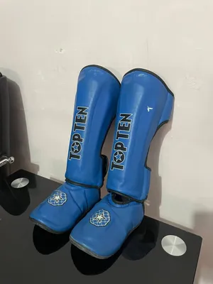 Futbol va boks qo‘lqoplari 1