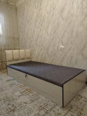 Loft 1 kishilik krovat / Bir kishilik kravat 1