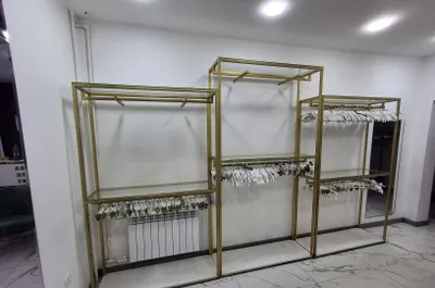 Kiyim butigi uchun loft ilgichlar 1