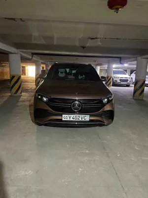 продаётся Mercedes-Benz EQA 300 1