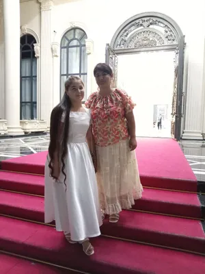 kofta yubka sotiladi 1marta kiyilgan 200 ming sum