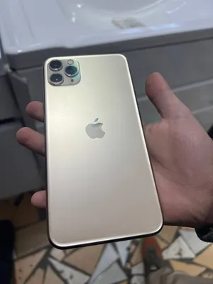 iPhone 11 Pro Max 1
