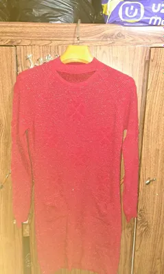 Choker yoqali, yarqiragan qizil ko‘ylak, M-L 1