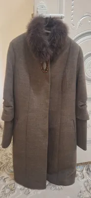 Ayollar paltosi 52 razmer