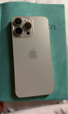 iPhone 15 pro max 1