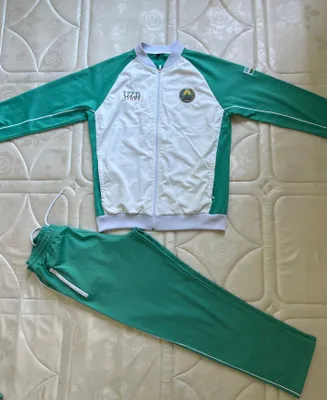 O‘zbekiston terma jamoasi sport kostyumi