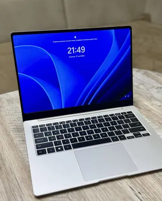 Samsung Galaxy Book 3 pro 1