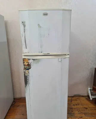 Продаю холодильник Самсунг 2 камерный 1