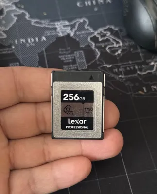 CFexpress 256 ГБ, 1750 МБ 1