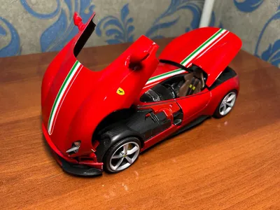 Модель авто FERRARI 1