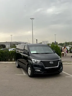 Hyunday H-1 чёрный 1