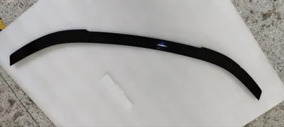 Zeekr 001 спойлер 1