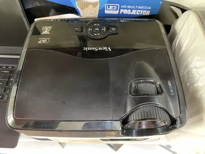 ViewSonic proektir sotiladi 1