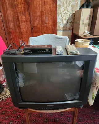 Продается Телевизор SAMSUNG 1