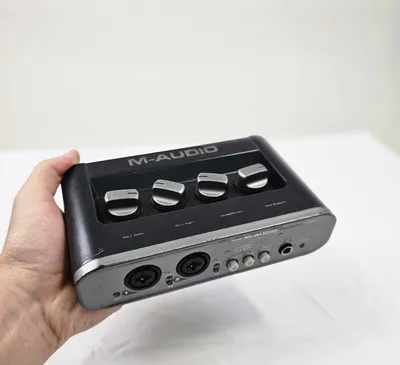 M audio mobile pre sotiladi audio karta 1
