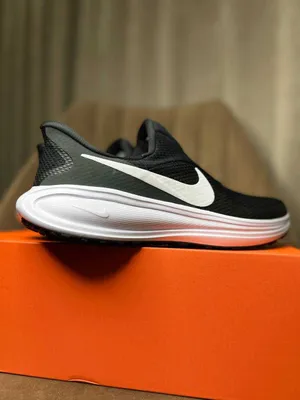 Nike REVOLUTION 8 мужские кроссовки на лето РАЗМЕР 39,40,42,43 1