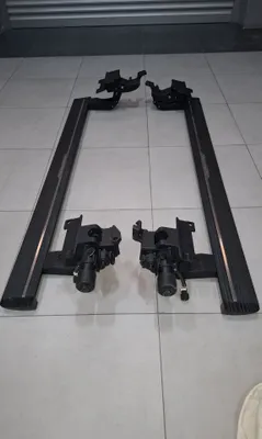 Электропороги на Range Rover. 1