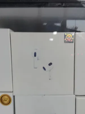 Наушник AirPods