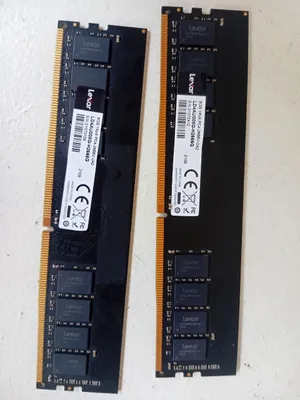 2 шт. DDR4 по 8 ГБ