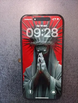 Iphone 15 holati ideal ayol kishi iwlatgan 1