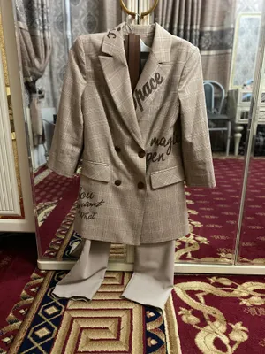 Продаётся брючный костюм 1