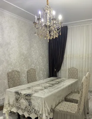 Продаются стол и стулья 1