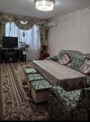 Комплект диван стол