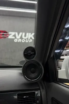На Gentra установлена стойка Stinger MOSS 1