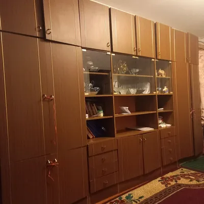Mehmonxona uchun sig‘imli mebel devori / Garnitur
