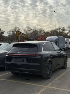 Lixiang Li 7 Ultra, рестайлинг 2025 1