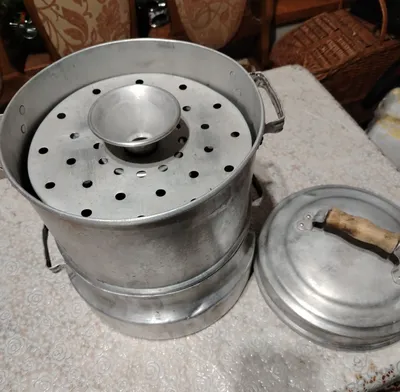 Мантышница и большая кастрюля. СССР. 1