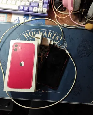 iPhone 11 128GB RED — Полный комплект / UZIMEI / Честное состояние 1