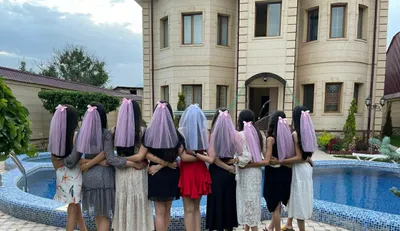 Fata: qizlar bazmiga tayyorgarlik