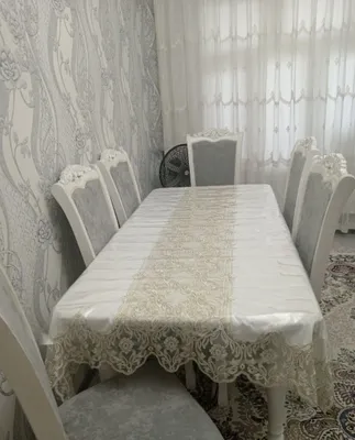 Mehmonxona uchun stol va stullar 1