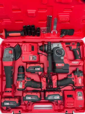 Milwaukee 4x1 Набор перфаратор балгарка шурупавер гайкаворт