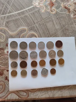 Продаётся коллекция монет разных стран 1