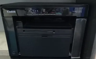 Canon imageCLASS MF3050 МФУ (принтер/сканер/копир) Canon MF3050 лазерный