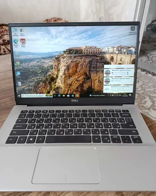 Ноутбук Dell 1