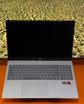 Ноутбук HP laptop 1