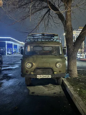 Продаётся бортовой УАЗ на бензине 1