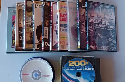 Xit filmlar va qiziqarli o‘yinlar yozilgan CD va DVD disklari