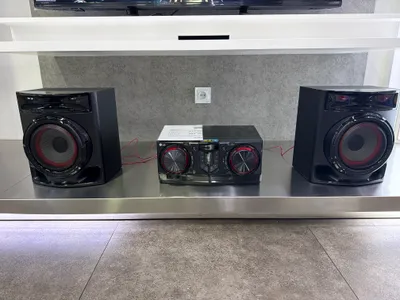 Lg CJ44