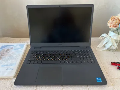 Продаю отличный ноутбук Dell Vostro 3500 в идеальном состоянии 1
