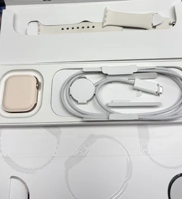 Apple Watch 11 42mm sotiladi 1