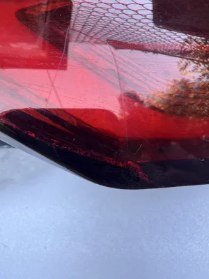 BYD Yuan Up gibrid avtomobili uchun markaziy orqa fara 1