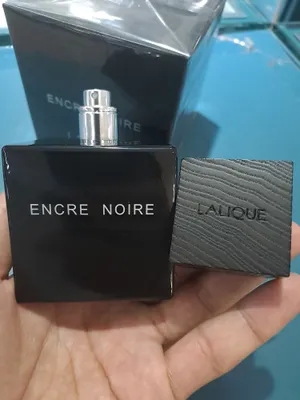 Encre noire Lalique 1