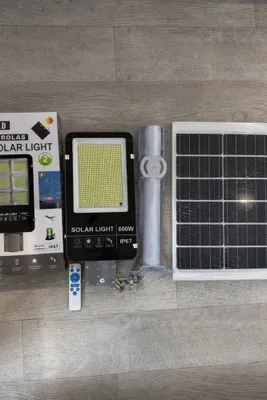 Quyoshli projektorlar 600W