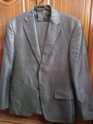 Erkaklar kostyumi (shim) sotiladi, ishlatilgan 1